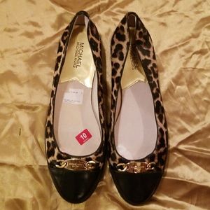 MICHAEL KORS FLATS